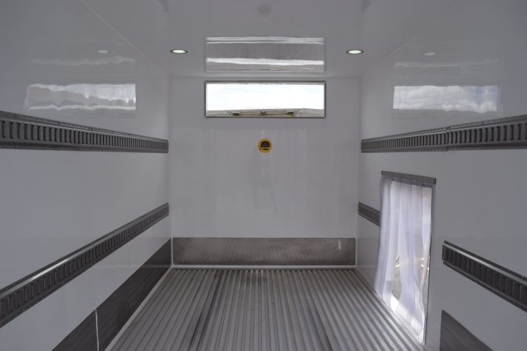 Detalle Interior Furgón Isotérmico